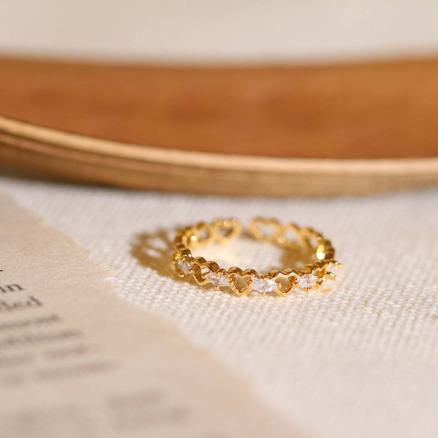 Cubic relay heart ring