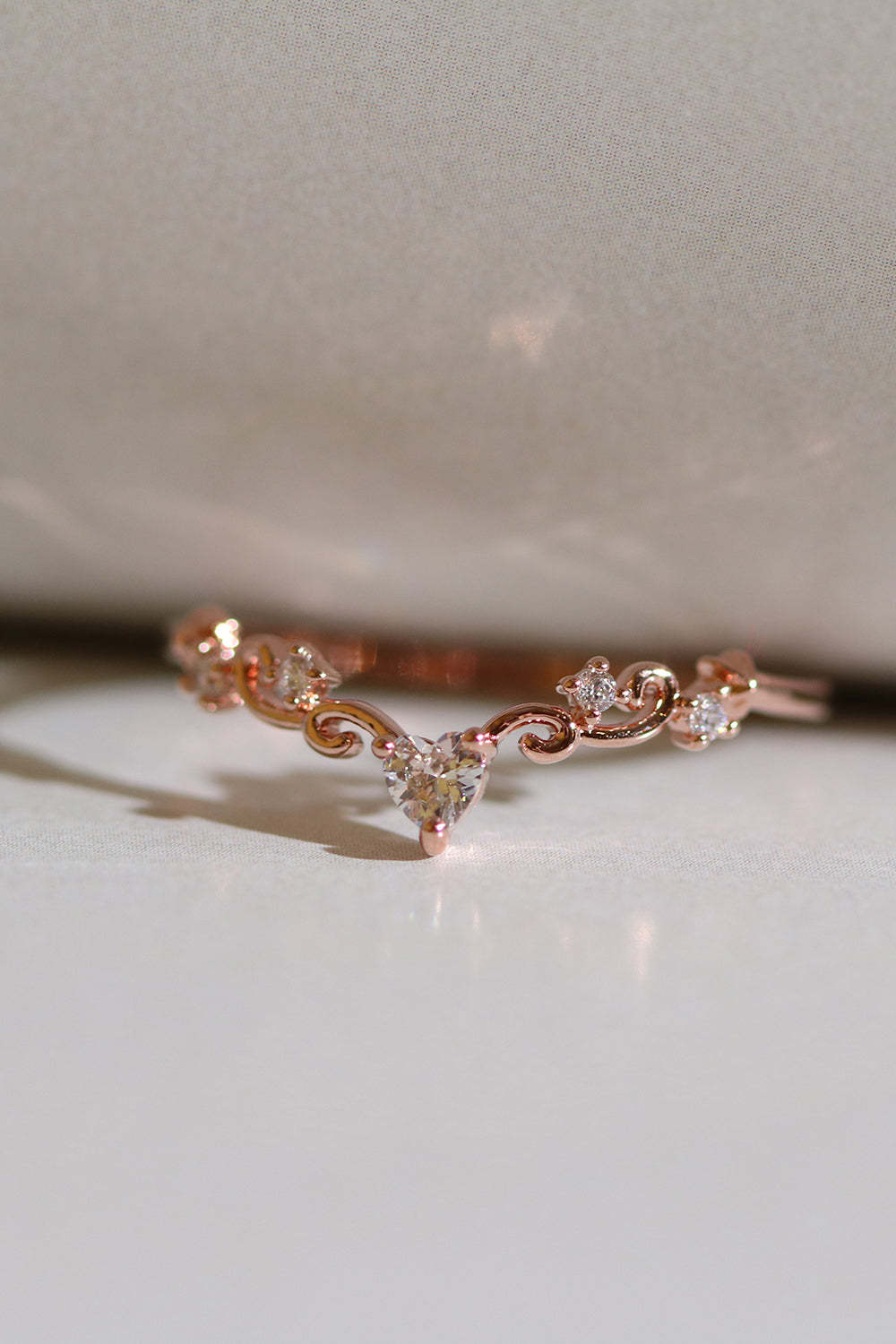 Elegant heart ring