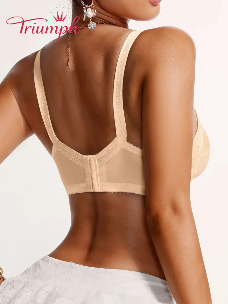 Triumph - (4 τεμάχια)🎀 Σέξι σουτιέν με δαντέλα