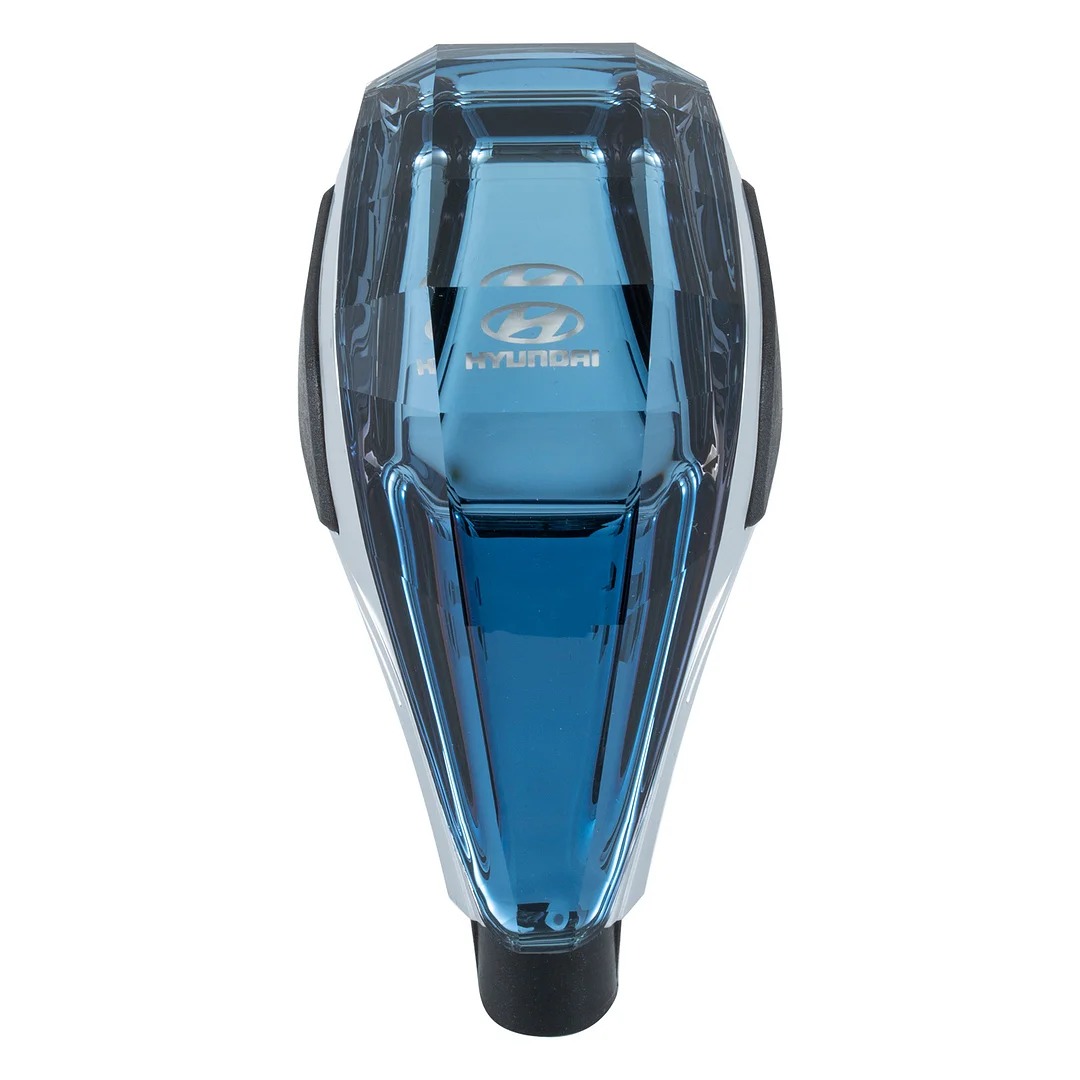 Το κουμπί αλλαγής ταχυτήτων με κρυστάλλινο φωτισμό LED ταιριάζει στα περισσότερα αυτοκίνητα