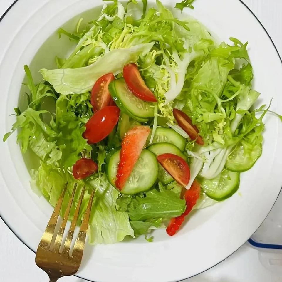 All Year Round Butter Lettuce Seeds