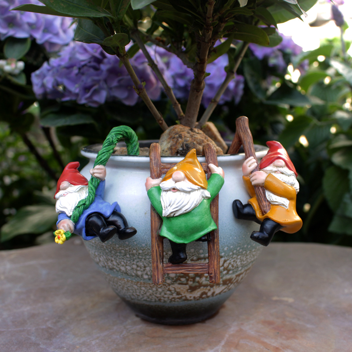 Set of 3 Hanging Garden Gnome Planter Ornaments – Cute Resin Flower Pot Decorations for Indoor & Outdoor Use