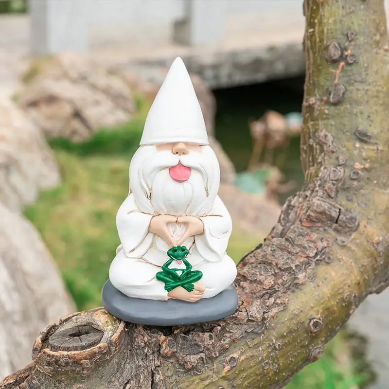 Garden Gnomes Statue