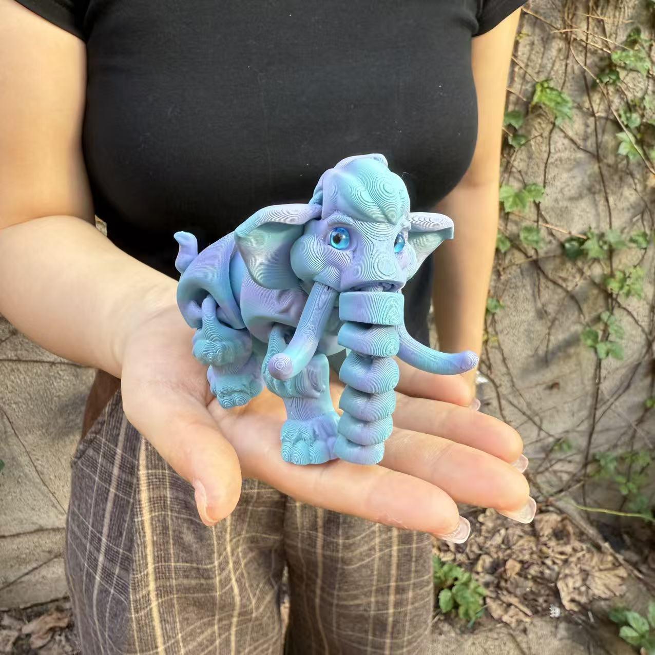 🎁 3D Printed Mammoth Toy Figure – Whimsical Home Art Piece & Collectible Gift