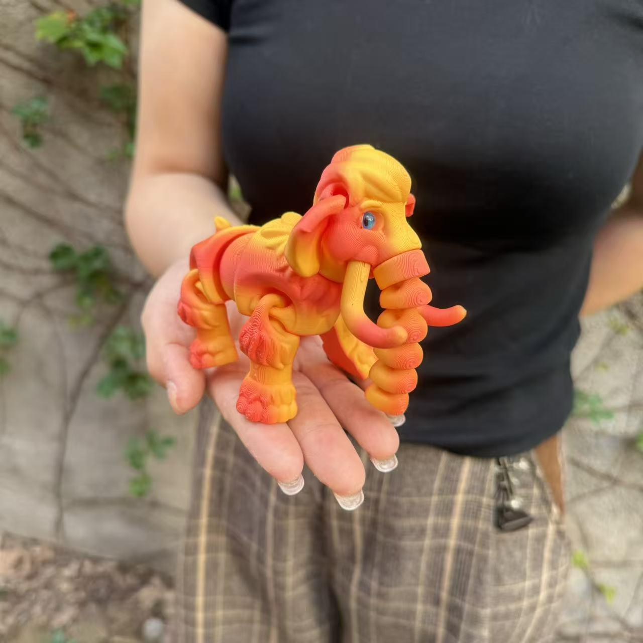 🎁 3D Printed Mammoth Toy Figure – Whimsical Home Art Piece & Collectible Gift