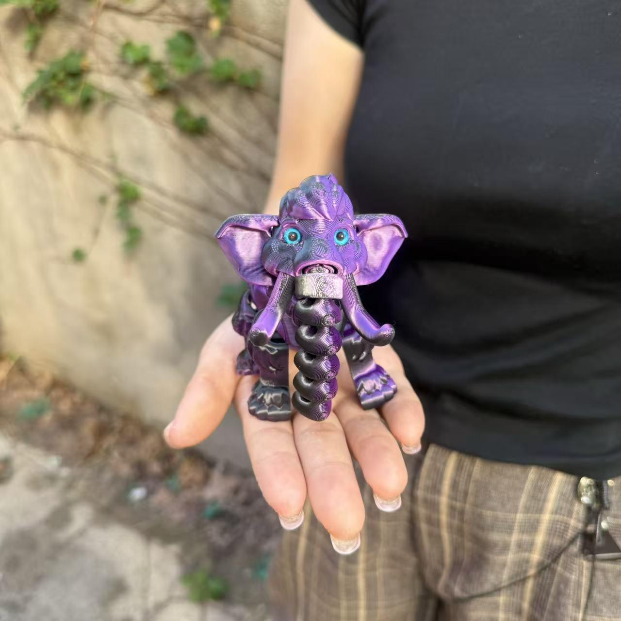 🎁 3D Printed Mammoth Toy Figure – Whimsical Home Art Piece & Collectible Gift