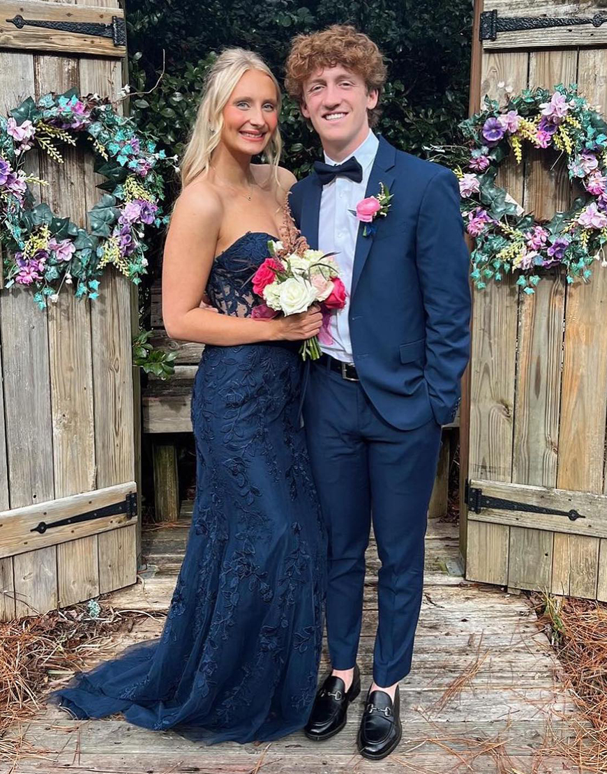 Red Mermaid Corset Back Prom Dress With Appliques