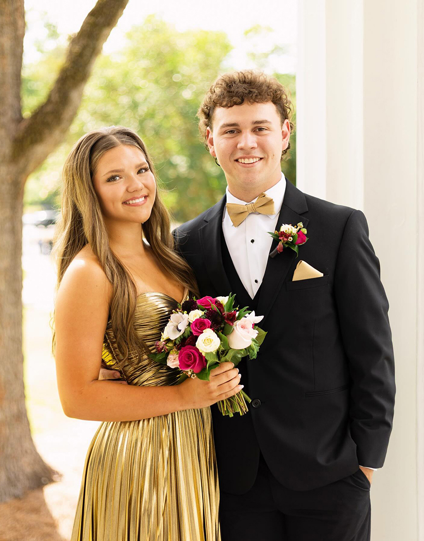 Stylish Peacock Blue A-Line Sweetheart Long Metallic Prom Dress With Slit