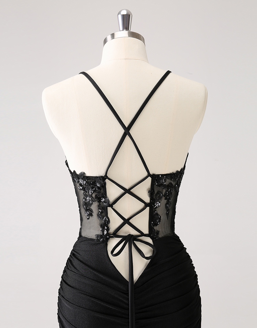 Sparkly Black Sequined Embroidery Tight Halter Homecoming Dress