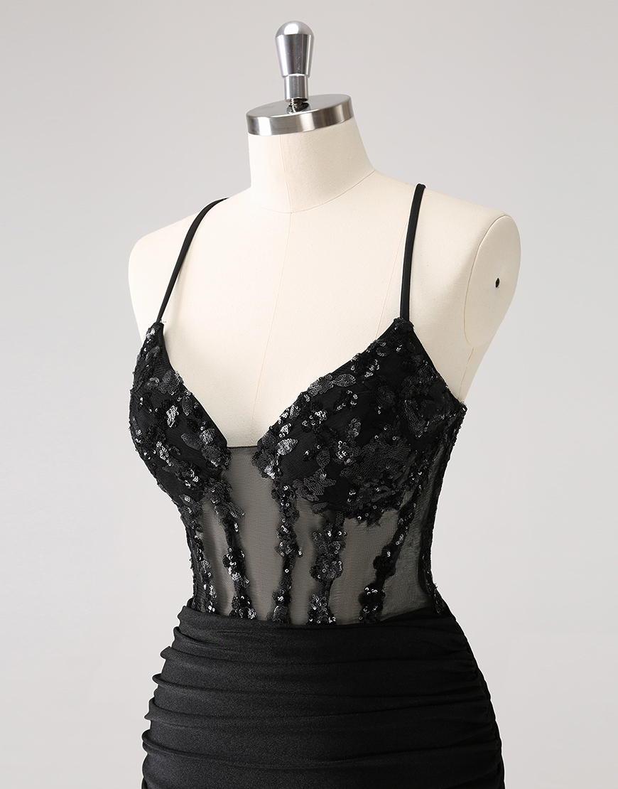 Sparkly Black Sequined Embroidery Tight Halter Homecoming Dress