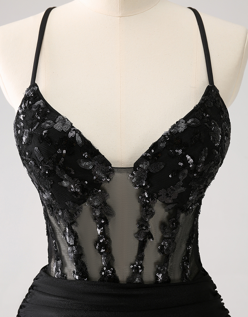 Sparkly Black Sequined Embroidery Tight Halter Homecoming Dress