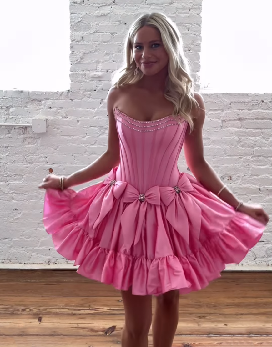 Sparkly Emerald Green A-Line Beaded Ruffle Corset Homecoming Dress with Bowknots