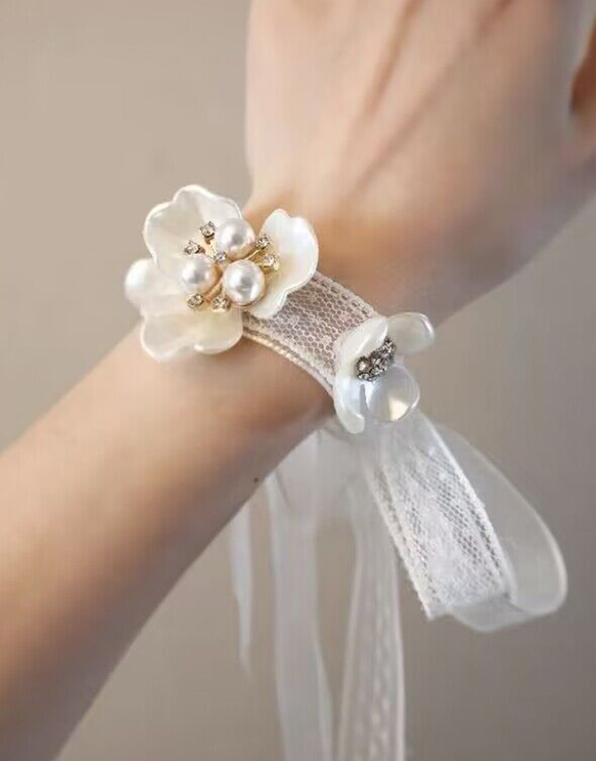 Glitter White Pearls Beaded Wedding Party Wrist Corsage with Ribbon