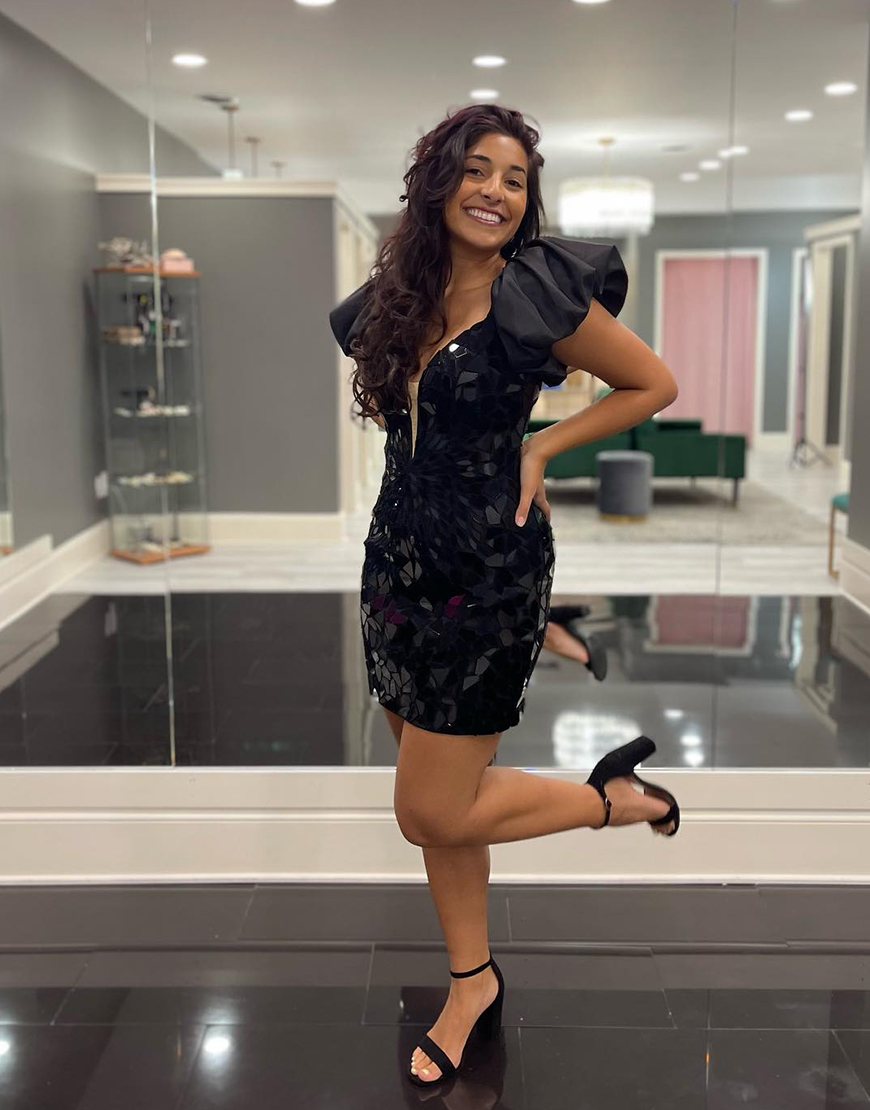 Sparkly Black Mirror Tight Puff Sleeves Homecoming Dress