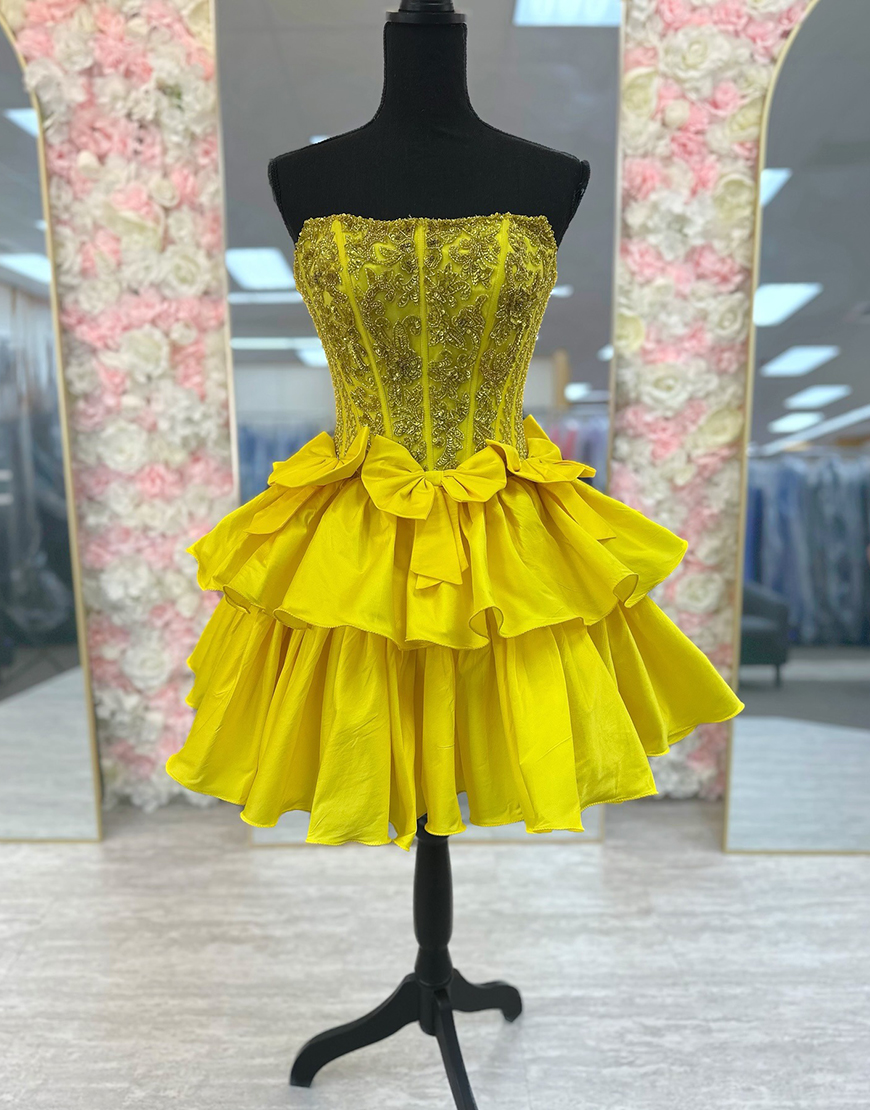 Sparly Fuchsia A-Line Ruffled Strapless Short Corset Homecoming Dress with Bows