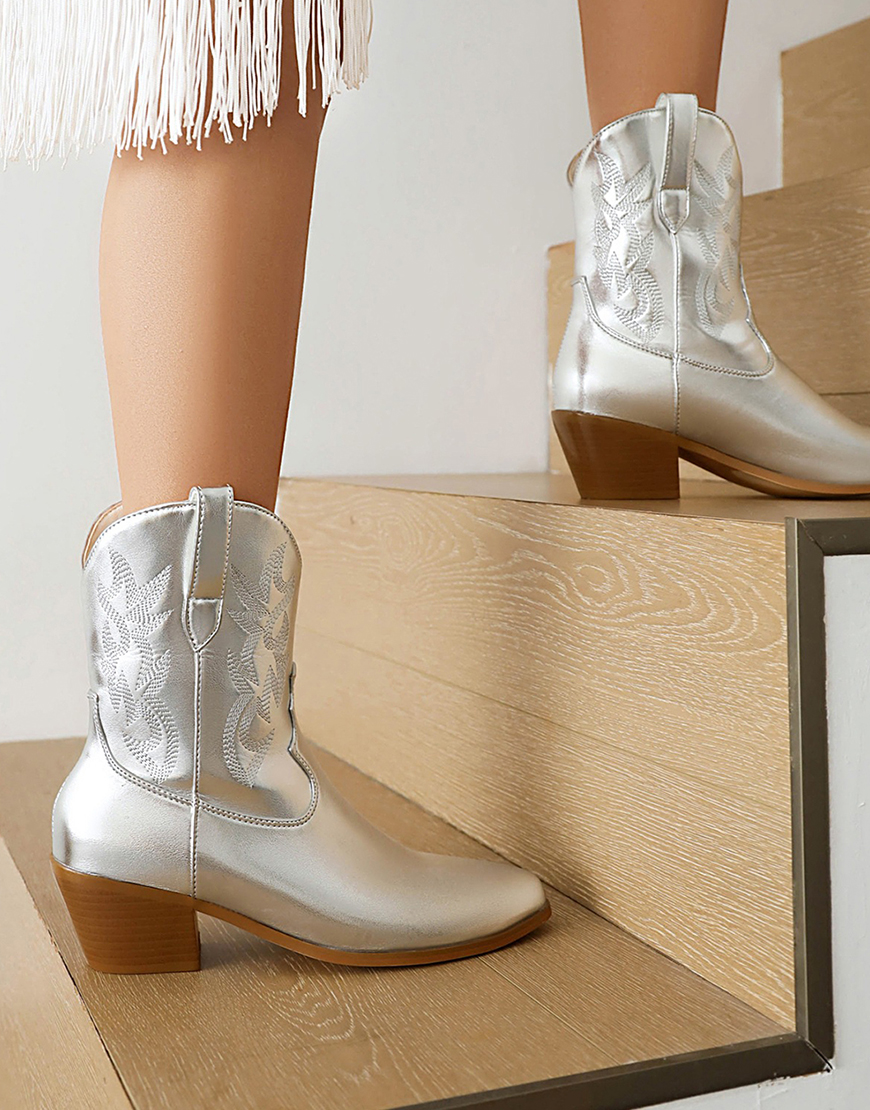 Golden Fashion Embroidered Round Toe Cowgirl Boots