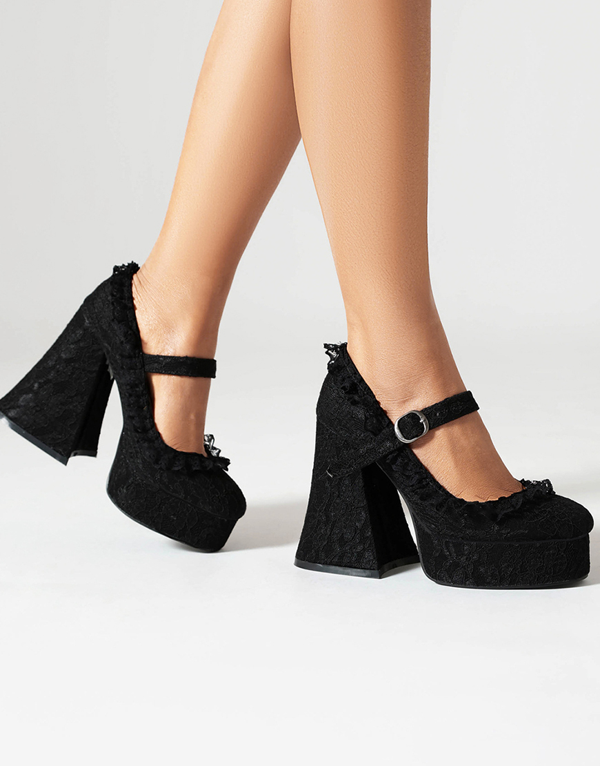 Black One-piece Buckle Platform Lace High Heels