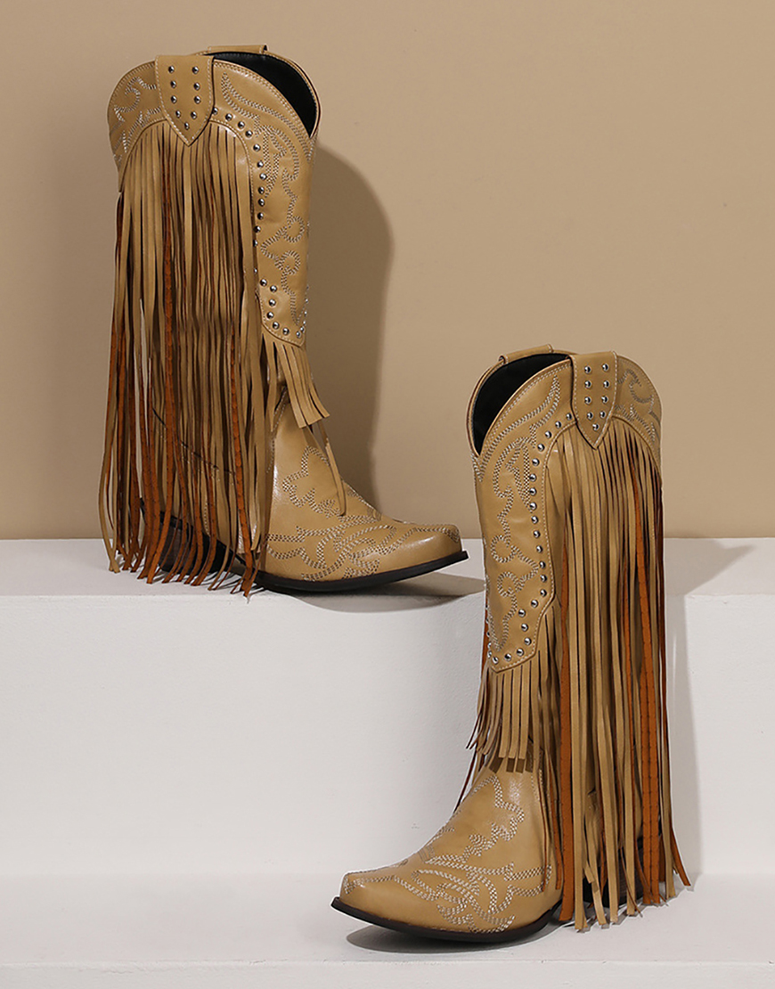 Black Rivet Embroidery High Boots