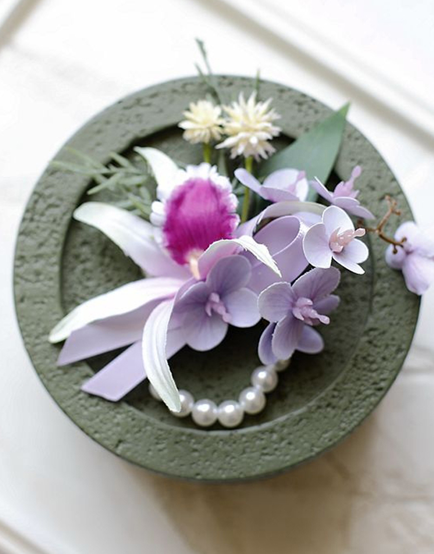 Burgundy Flowers Homecoming Wrist Corsage And Boutonniere Set with Ribbons