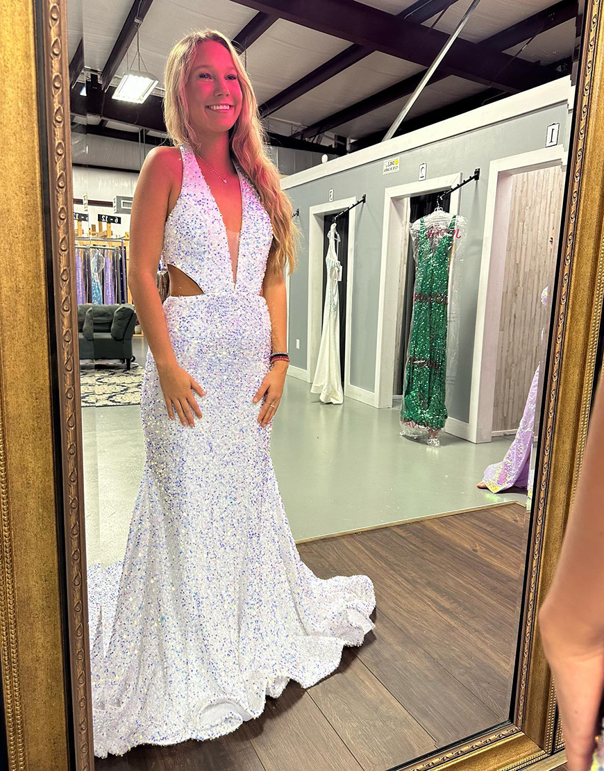 Sparkly White Bodycon Halter Neck Long Prom Dress with Beading