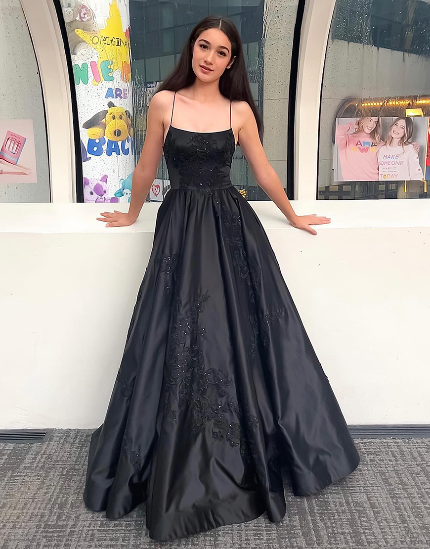 Sparkly Black A-Line Spaghetti Straps Corset Long Prom Dress with Appliques