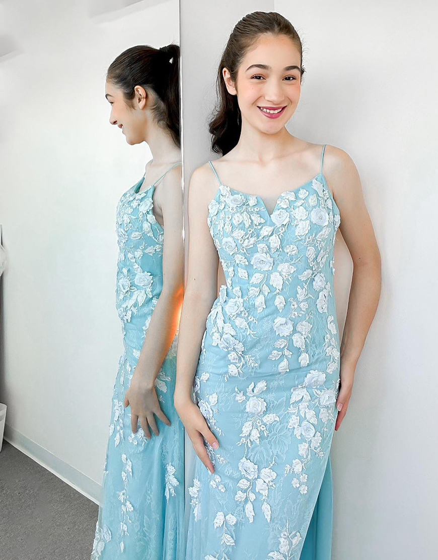 Light Green Mermaid Spaghetti Straps Appliques Long Prom Dress with Slit