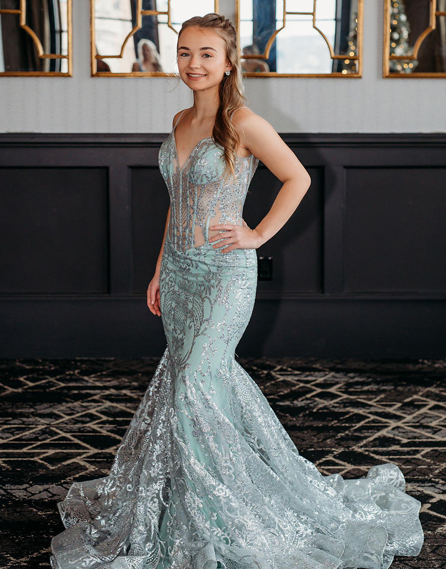 Sparkly Light Green Mermaid Spaghetti Straps V-Neck Long Prom Dress with Appliques