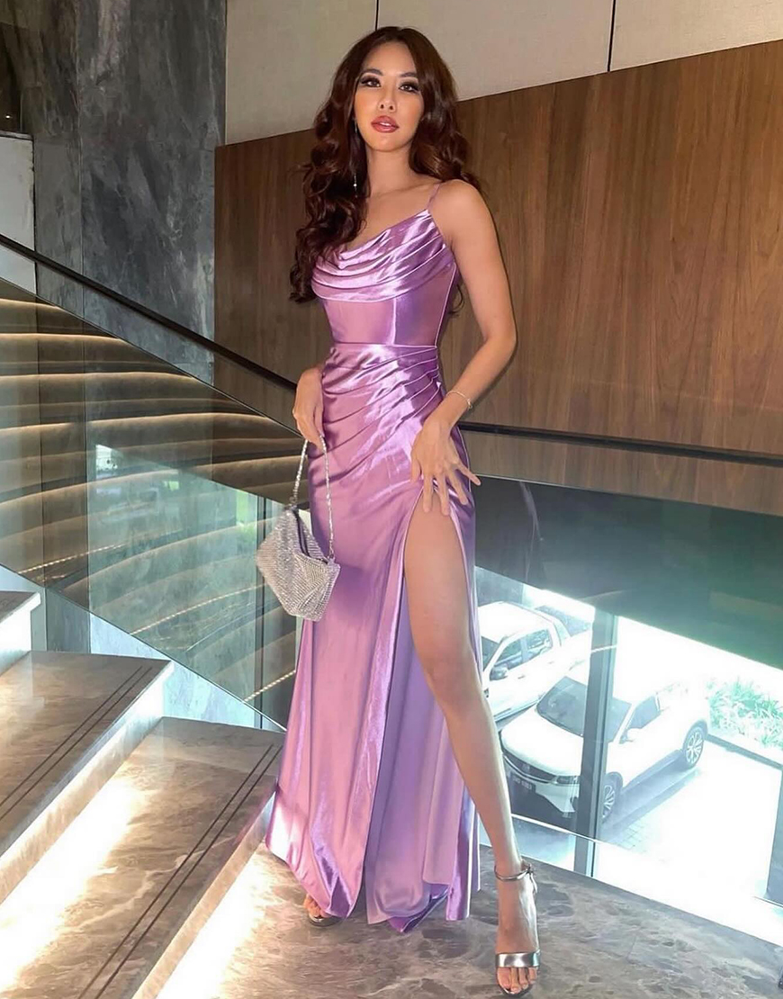 Elegant Lavender Bodycon Spaghetti Straps Sequined  Ruffle Long Prom Dress with Slit