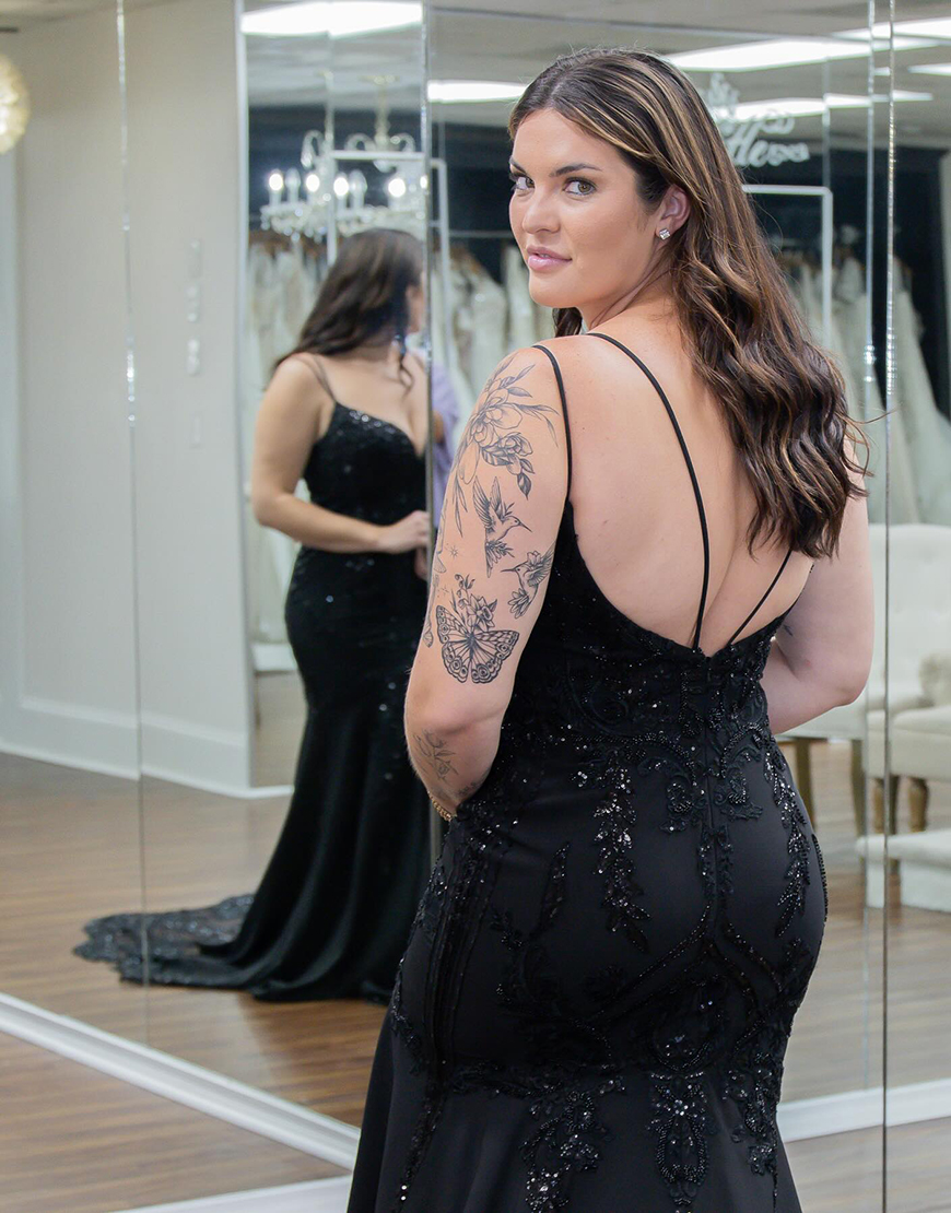 Sparkly Black A-Line Spaghetti Straps Long Prom Dress with Appliques