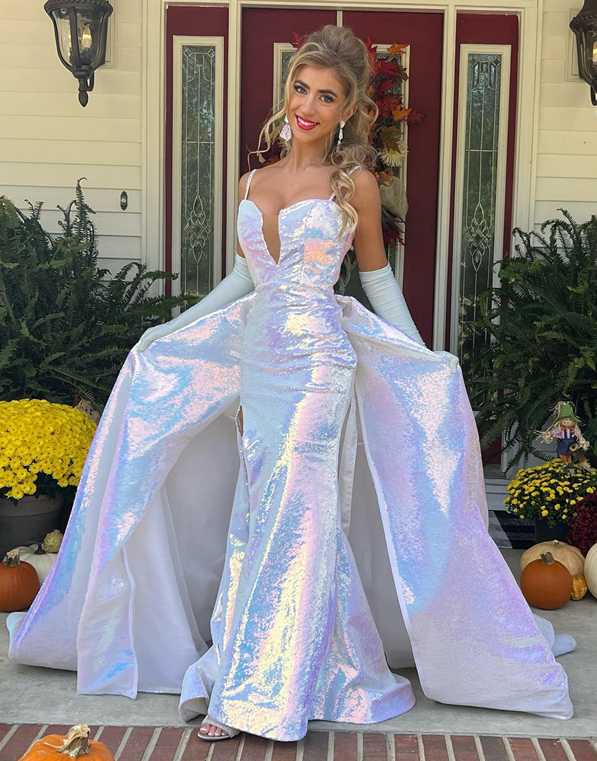 Sparkly White A-Line Spaghetti Straps Split Long Prom Dress with Sequins