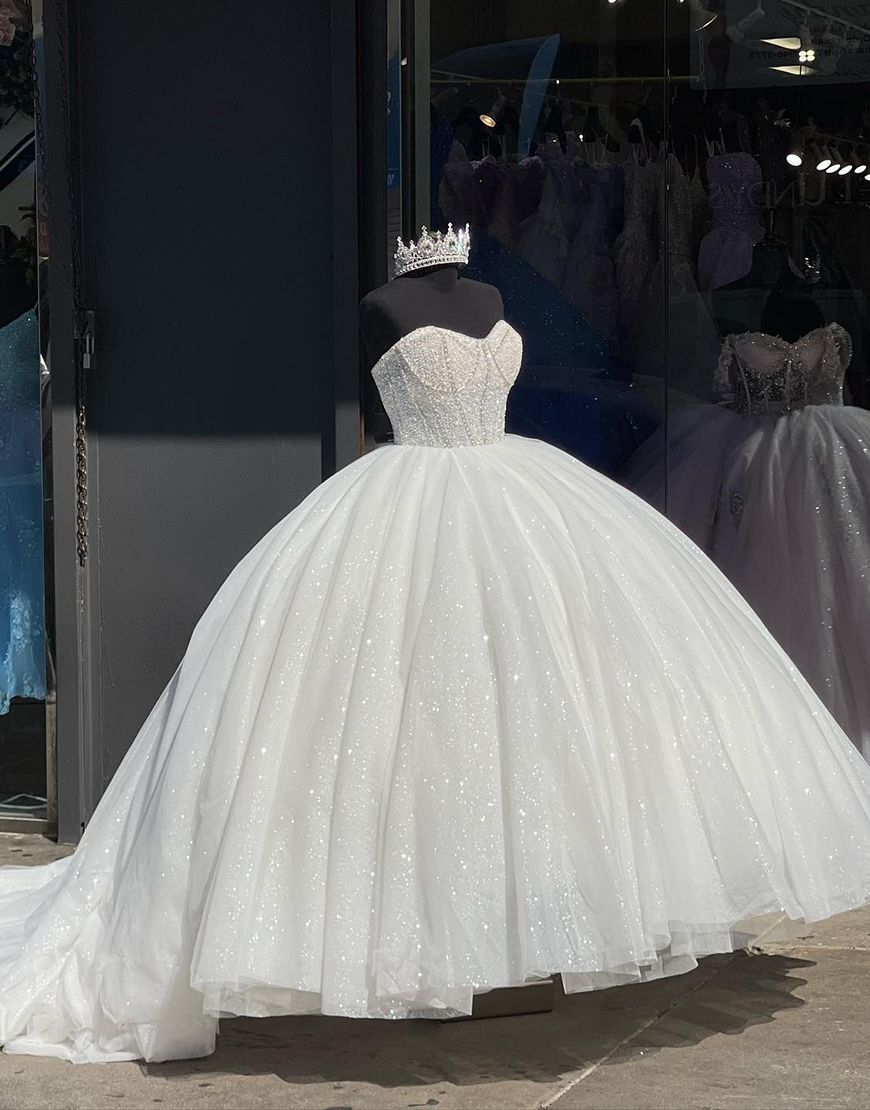 Sparkly White Strapless Corset Quinceanera Dresses with Sequins