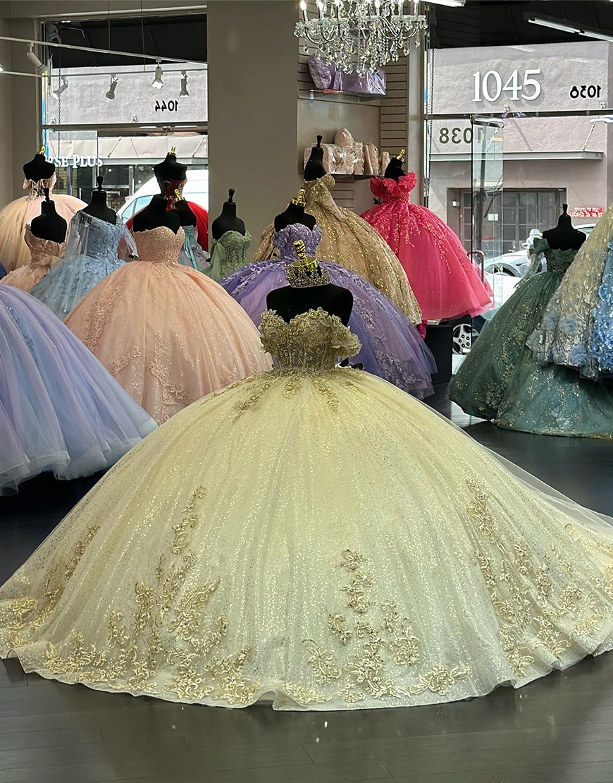 Sparkly Yellow Off The Shoulder Tulle Sweet 16 Dresses With Appliques