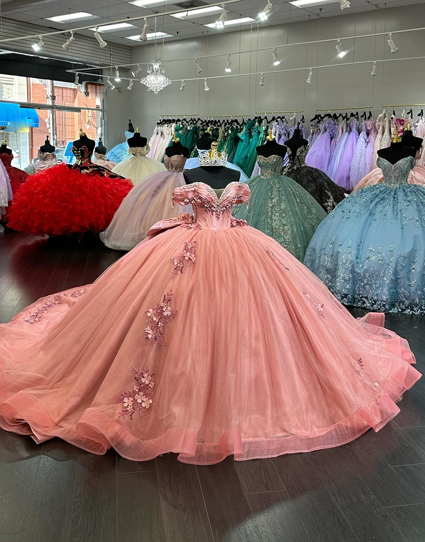 Sparkly Dark Pink V-Neck Sequined Appliques Quinceanera Dresses With Bow