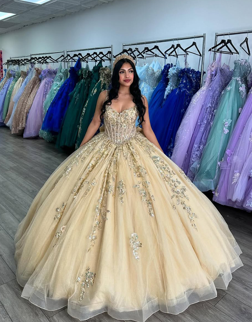Sparkly Golden Spaghetti Straps Sequined Appliques Tulle Quinceanera Dress