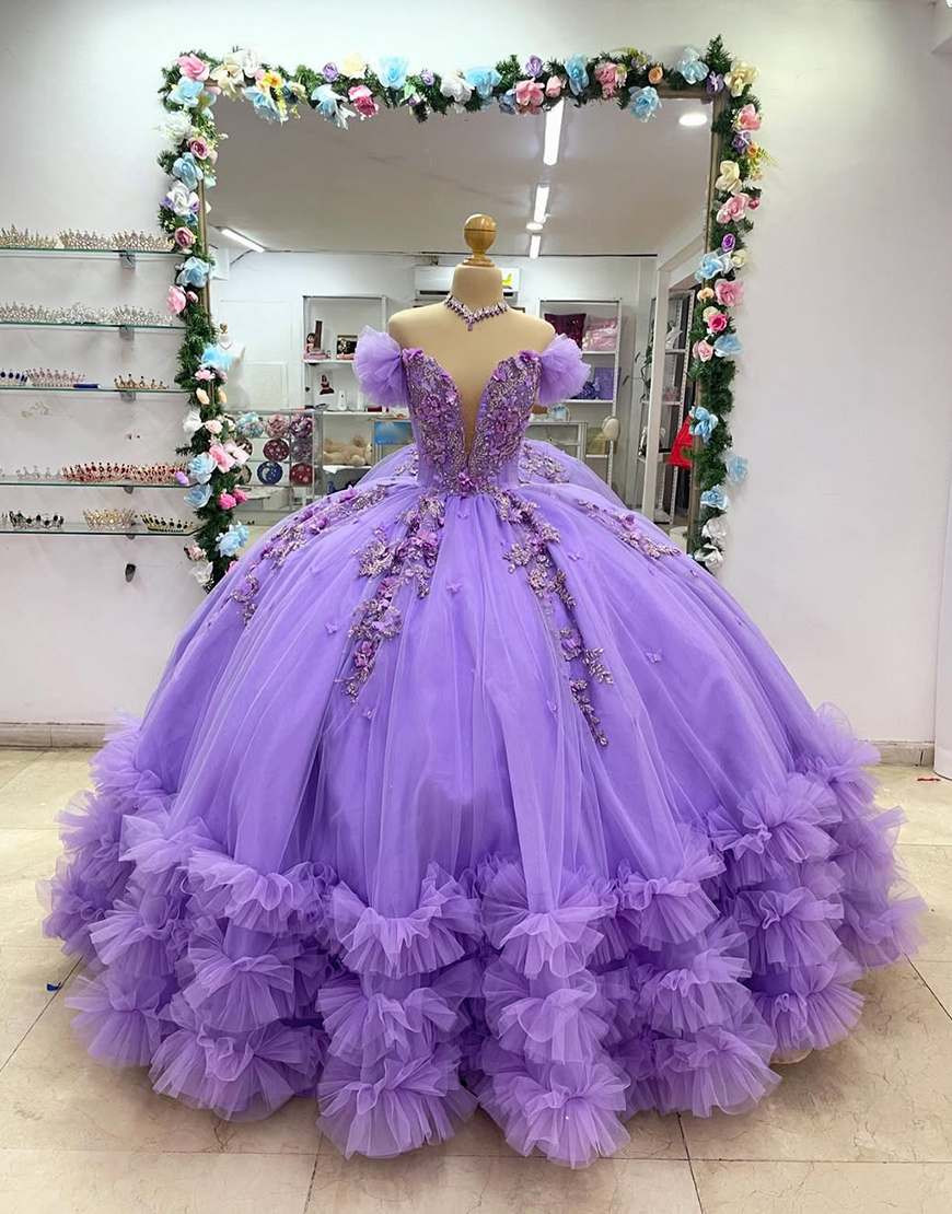 Purple Sweetheart V-Neck Tiered Pleated Quinceanera Dresses with Appliques