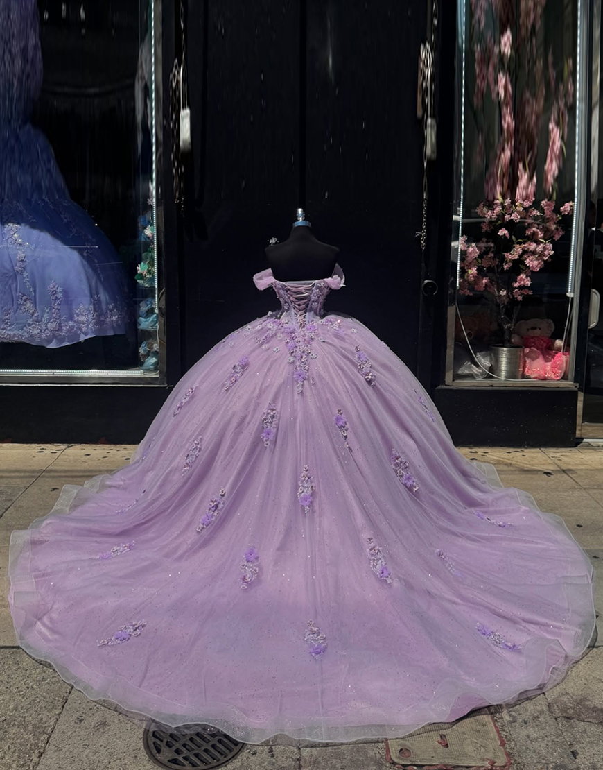 Princess Lilac Off the Shoulder Princess Applique Tulle Quinceanera Dress with Train