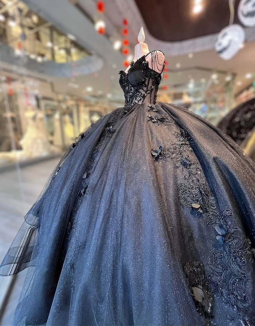 Princess Black Spaghetti Straps Princess Sequin Applique Quinceanera Dress