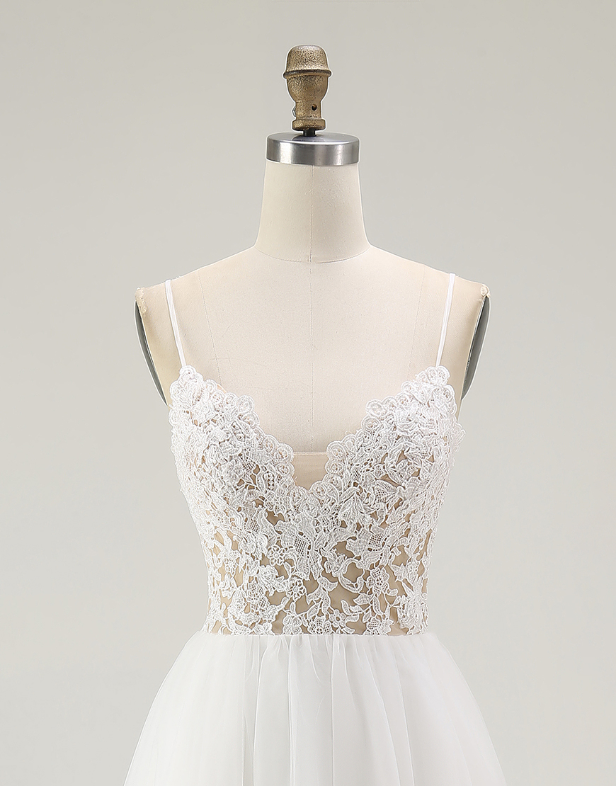 White A-Line Spaghetti Straps Tulle Long Graduation Dress with Lace