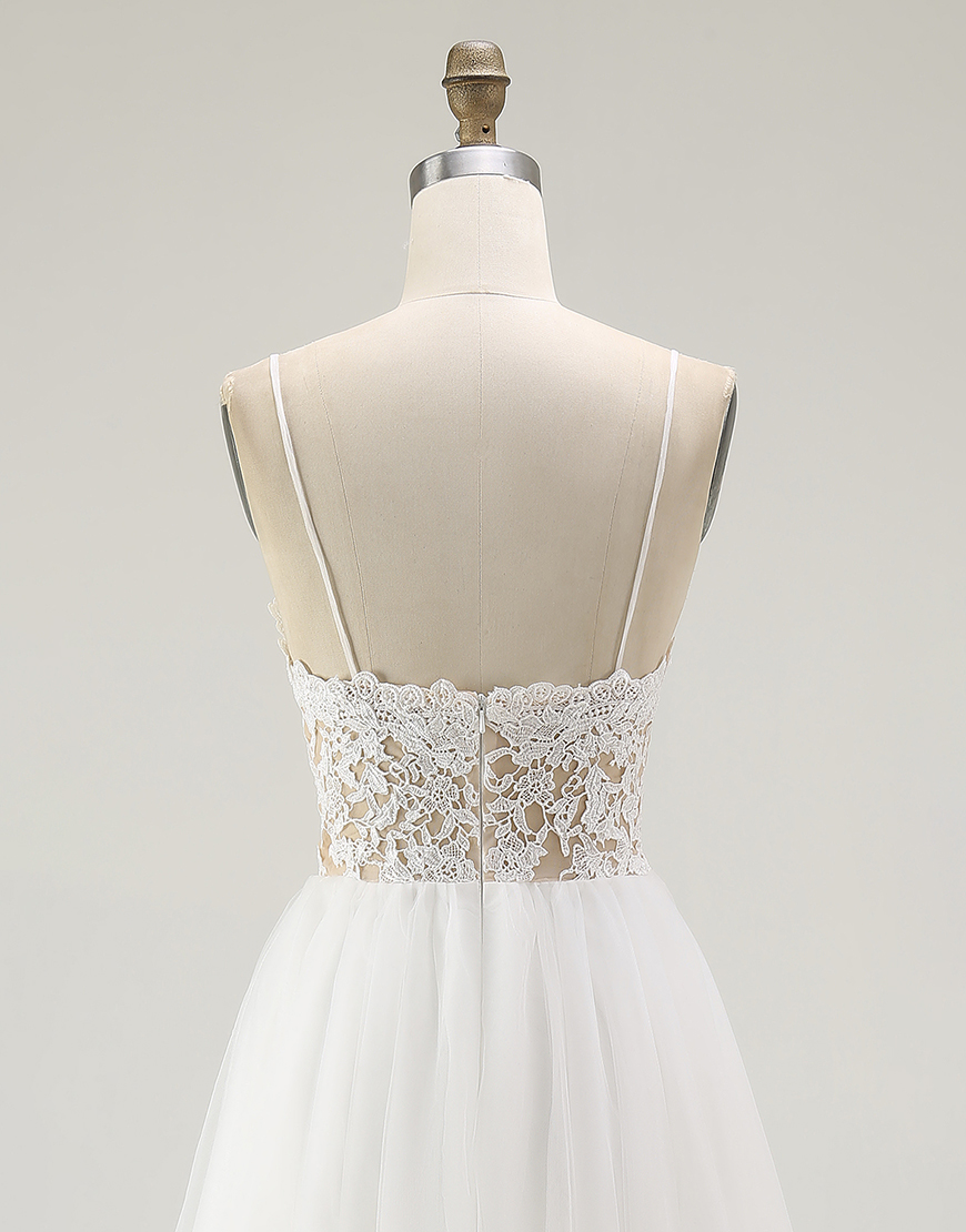 White A-Line Spaghetti Straps Tulle Long Graduation Dress with Lace