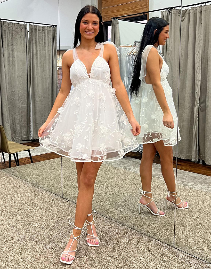 A-Line Bow Tie Shoulder Straps Tulle Little White Graduation Dress with Appliques