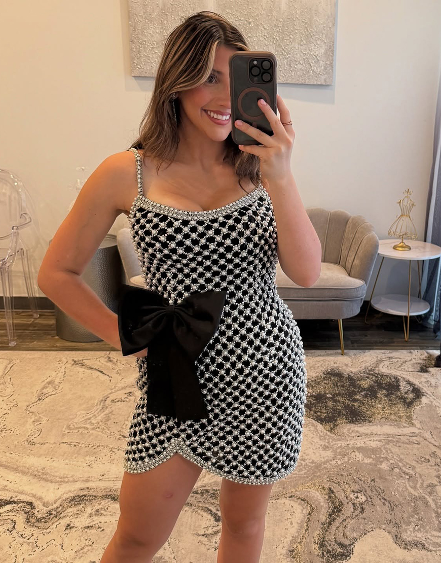 Silver Tight Spaghetti Straps Short Homecoming Dress with Pearls