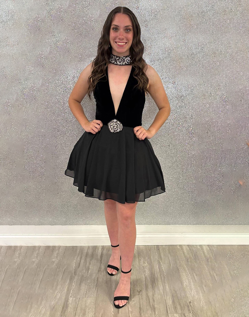 Sparkly Black A Line Short Floral Homecoming Dress with Beading