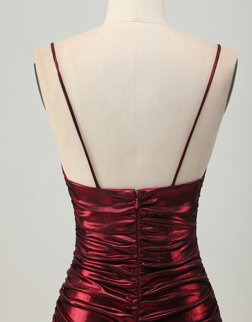 Burgundy Metallic Tight Ruched Spaghetti Straps Short Homecoming Dress