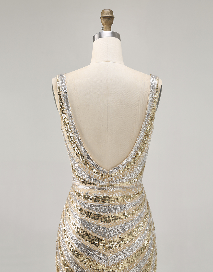 Sparkly Golden Tight V-Neck Beaded Short Homecoming Dress