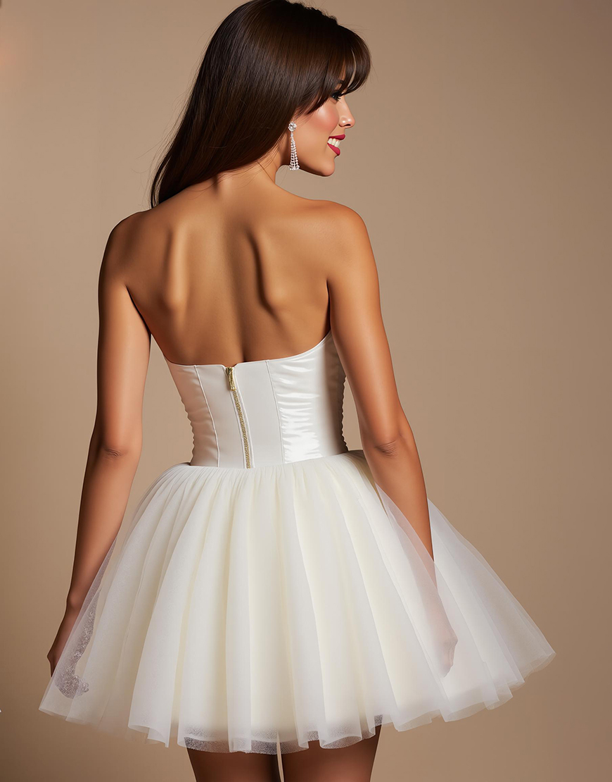 White Tulle Sweetheart A Line Short Homecoming Dress