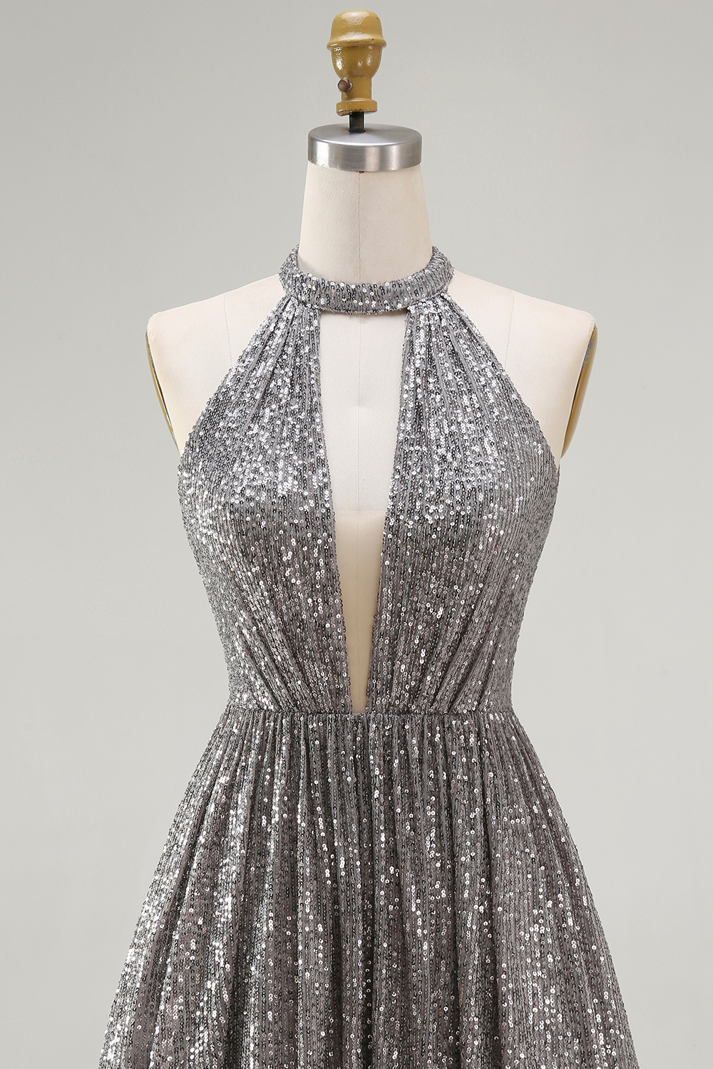 Sparkly Silver Halter Short Sequin Cocktail Dress with Keyhole