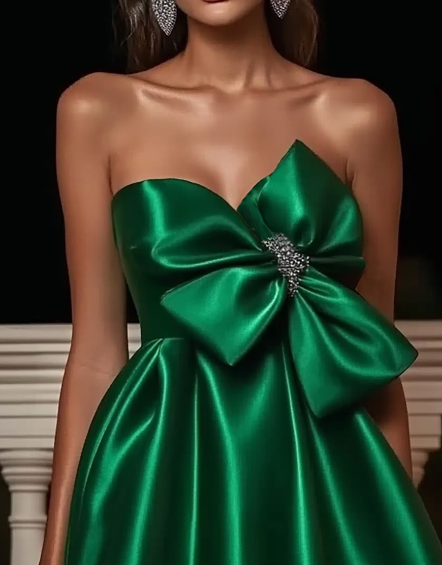 Sparkly Green Satin Sweetheart Short Homecoming Dress with Bow