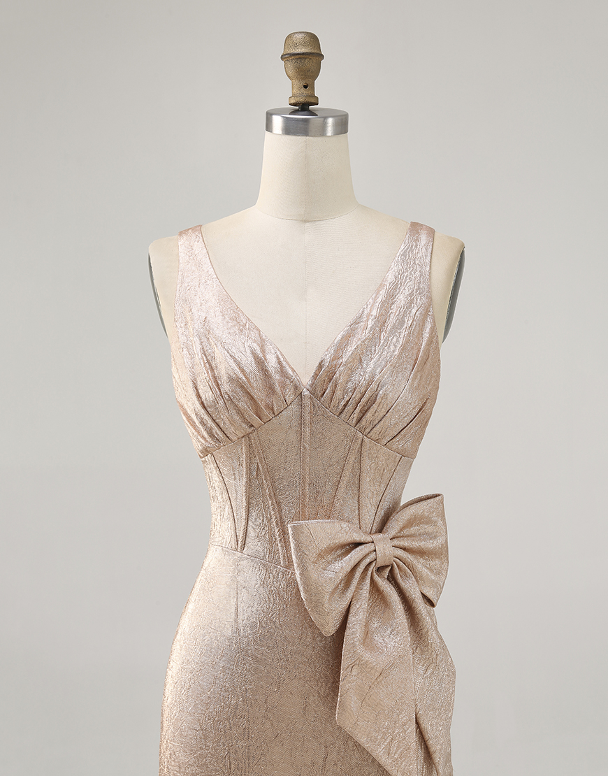Champagne Jacquard V-Neck Short Corset Homecoming Dress with Bow