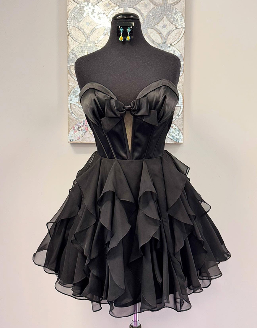 Black Corset A Line Ruffled Short Homecoming Dress with Bow