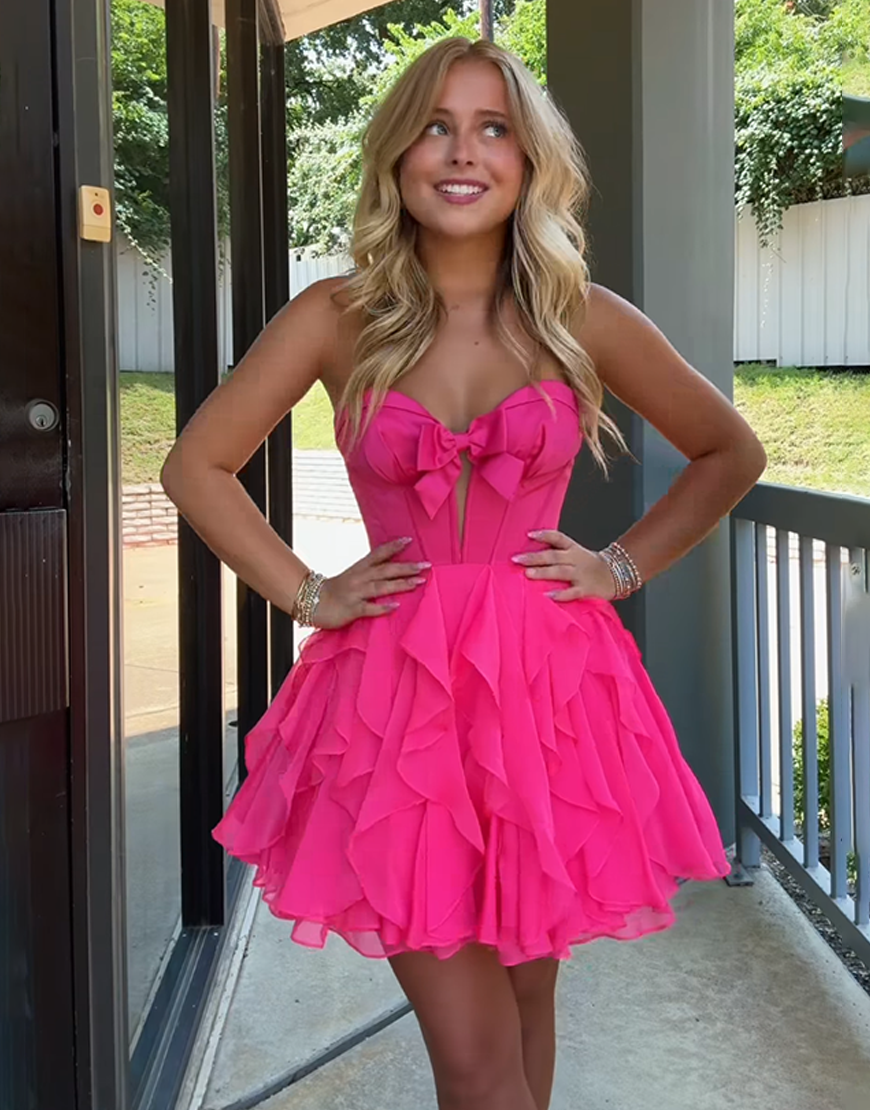 Black Corset A Line Ruffled Short Homecoming Dress with Bow